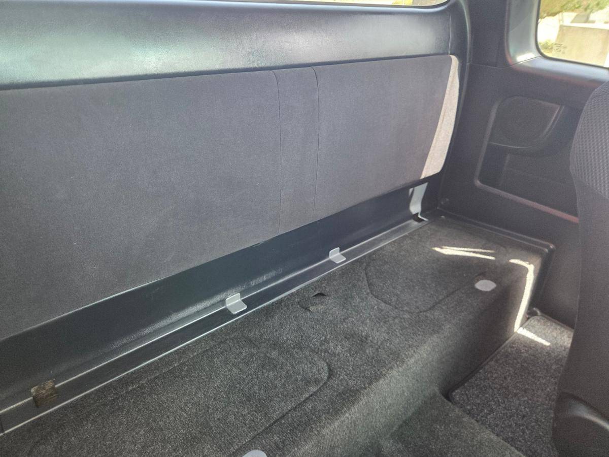 toyota-hilux-2014-diesel-2494cc