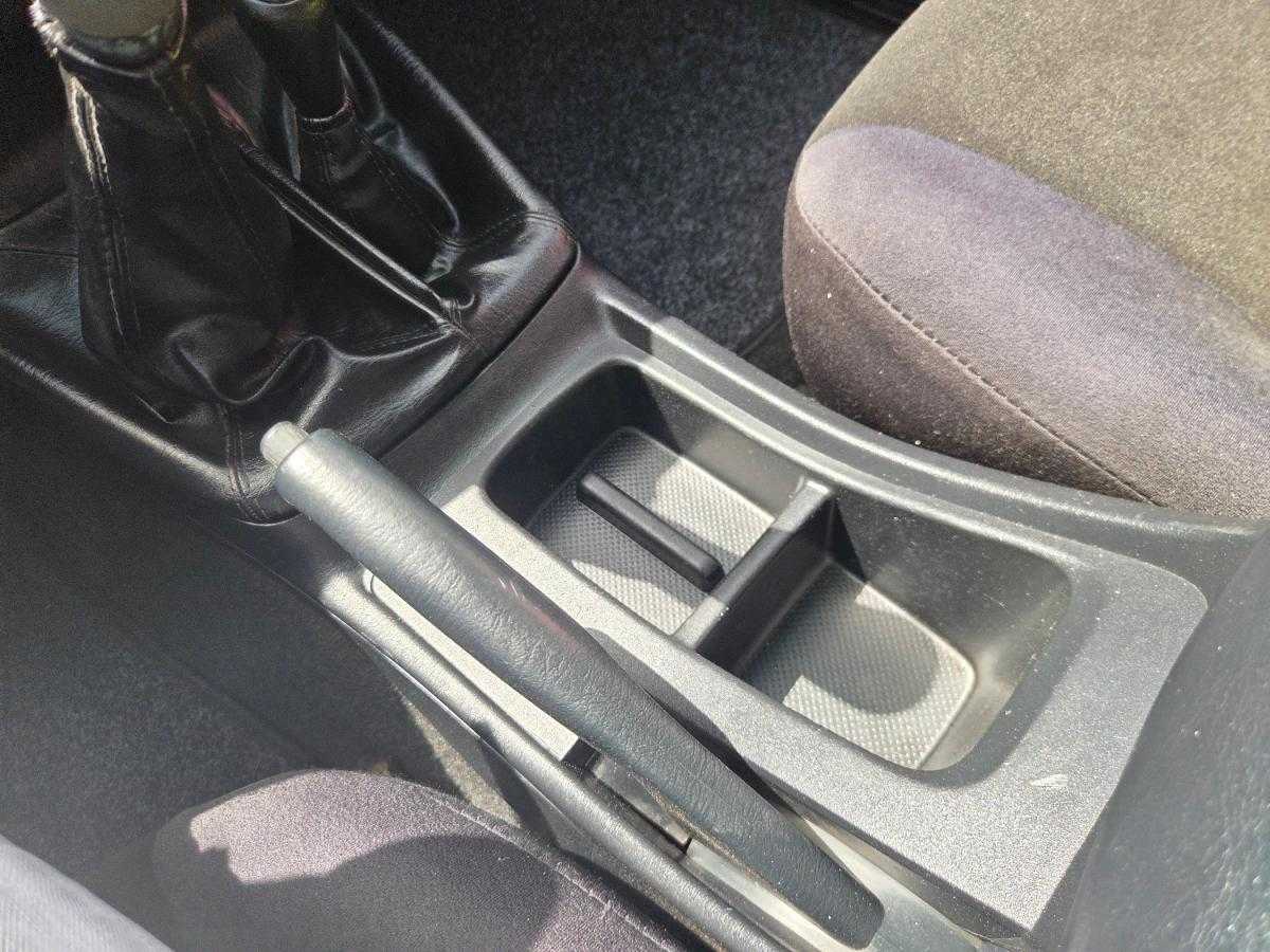 toyota-hilux-2014-diesel-2494cc