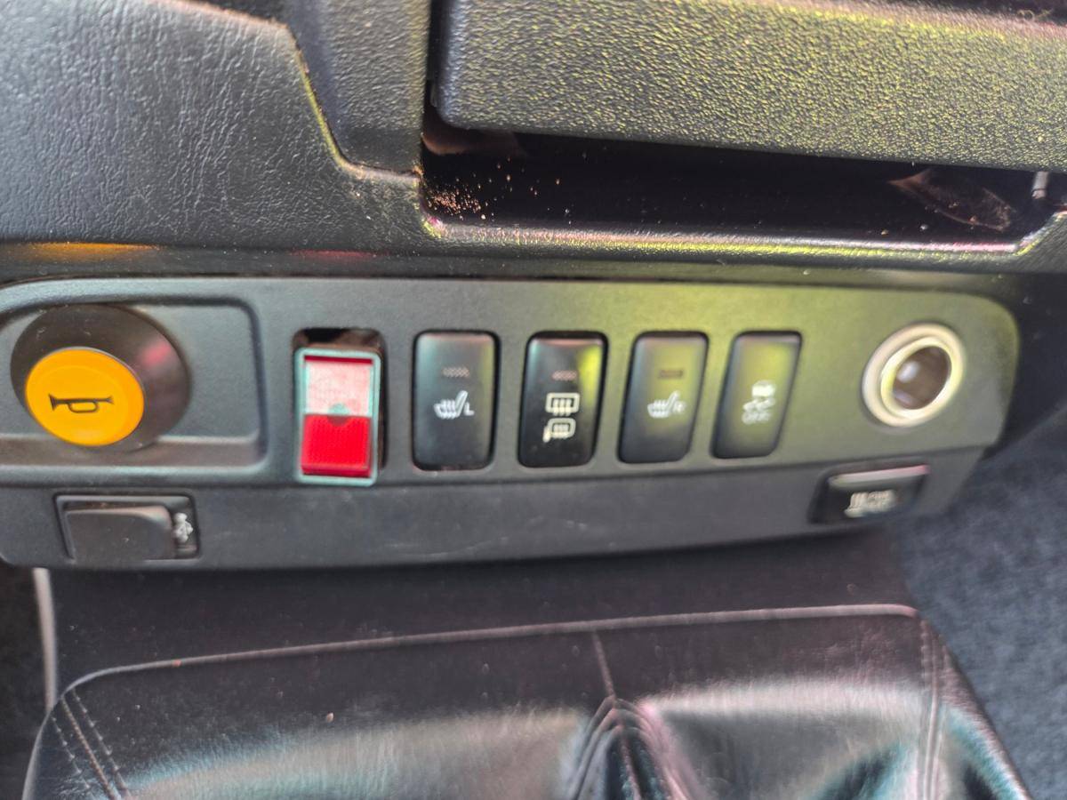 toyota-hilux-2014-diesel-2494cc