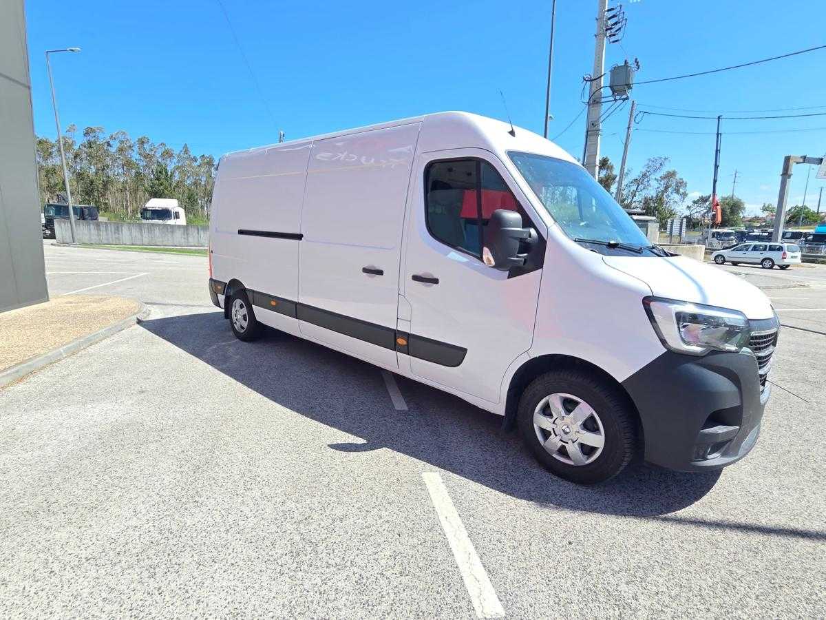 renault-master-2022-diesel-2299cc