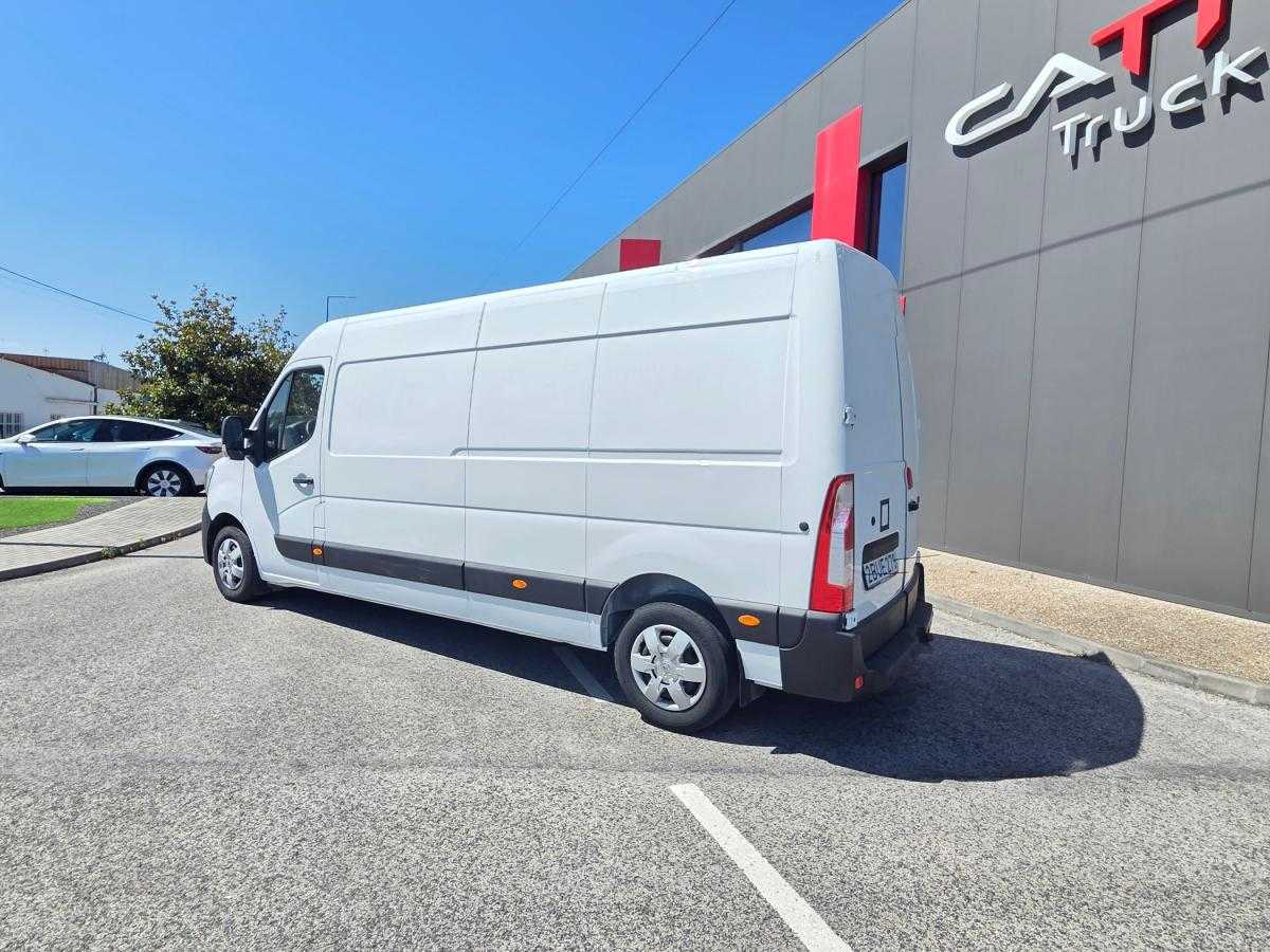 renault-master-2022-diesel-2299cc