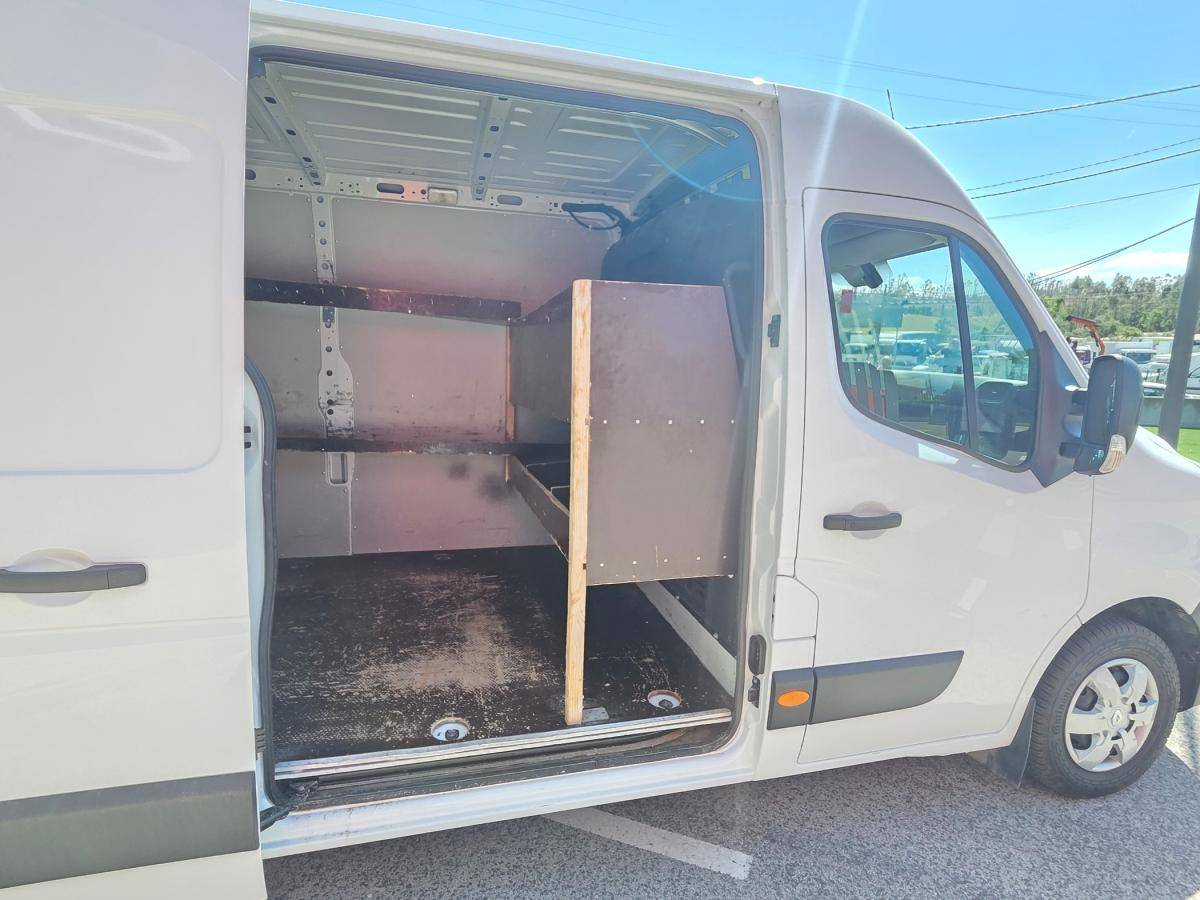 renault-master-2022-diesel-2299cc
