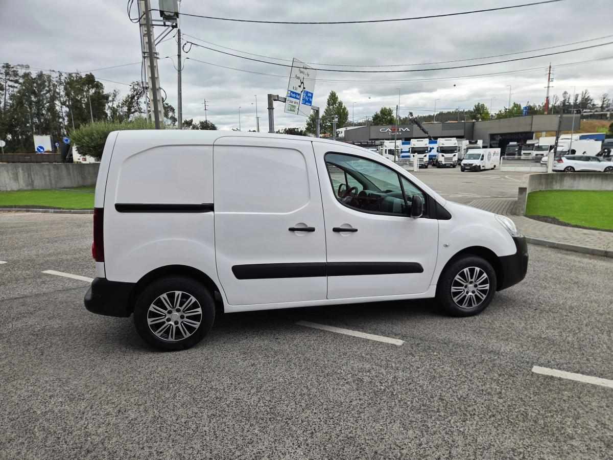 citroen-berlingo-2015-diesel-1560cc