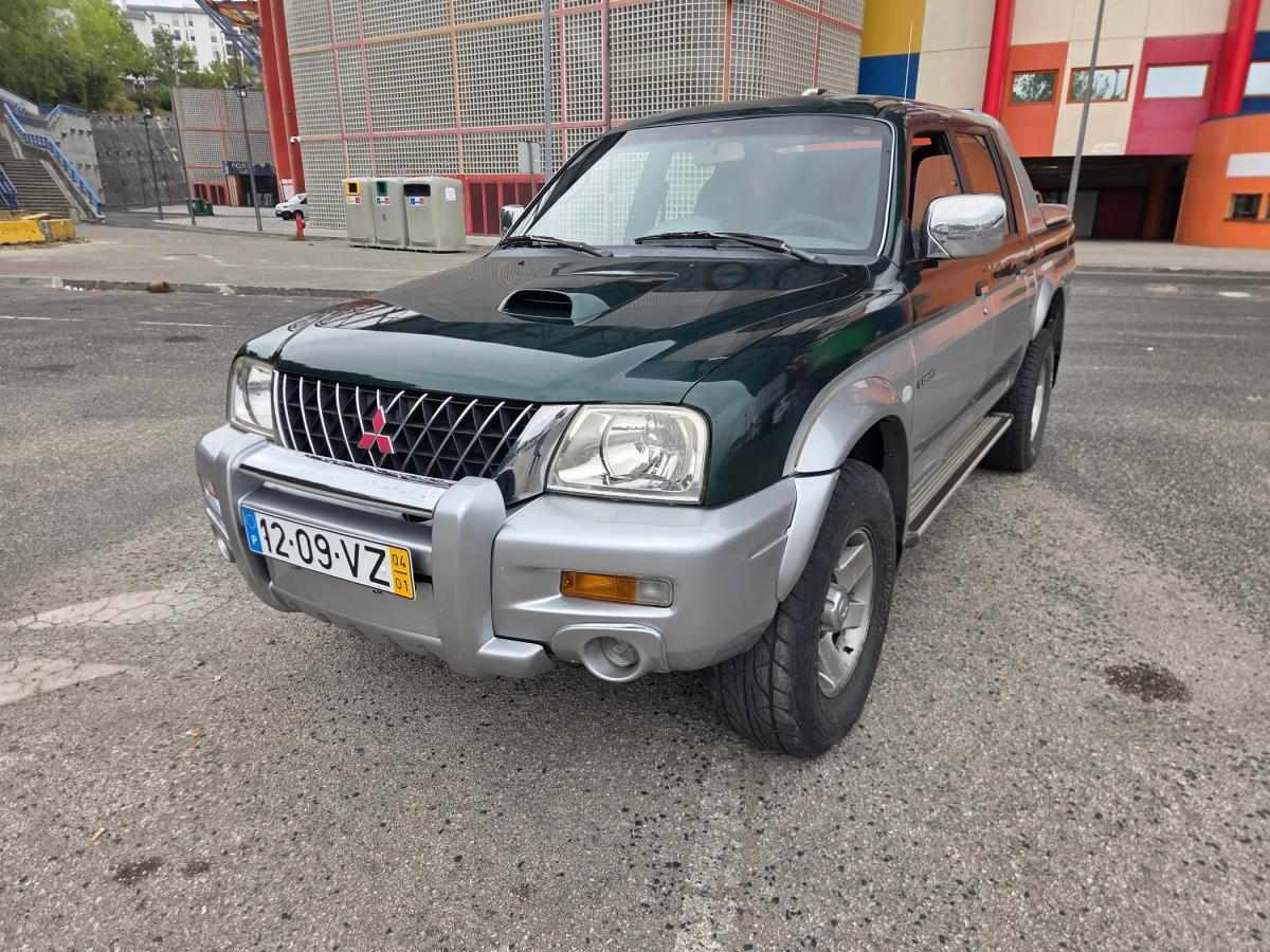 mitsubishi-strakar-2004-diesel-2500cc
