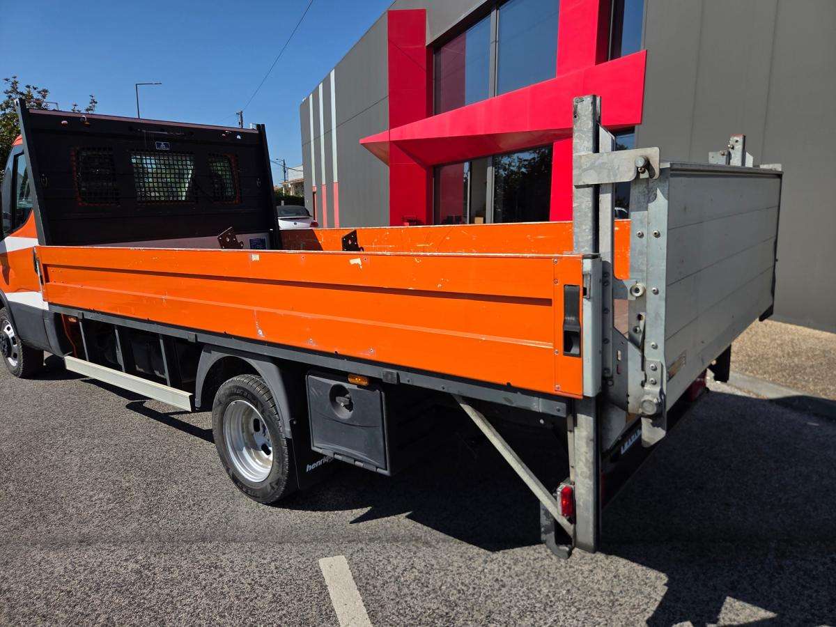 iveco-daily-2022-diesel-2287cc