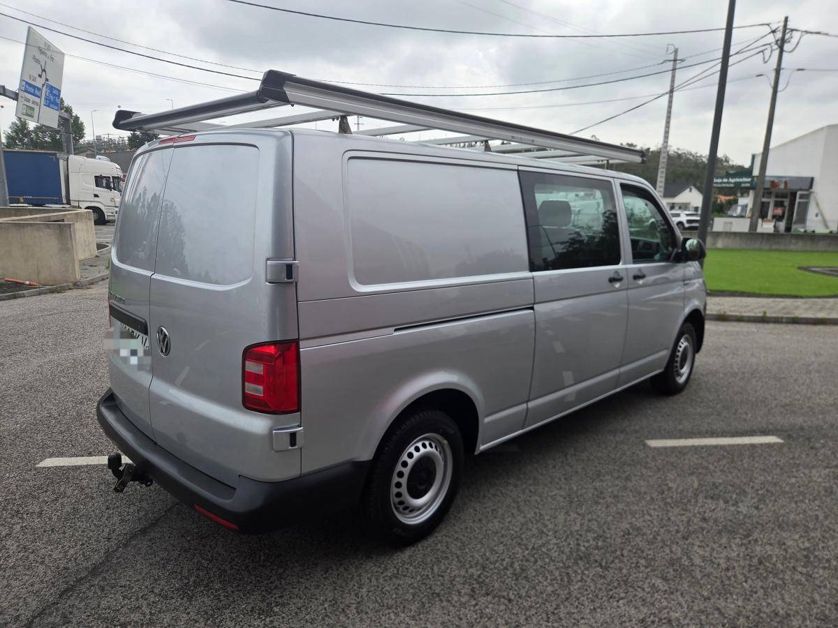 volkswagen-transporter-2018-diesel-1968cc