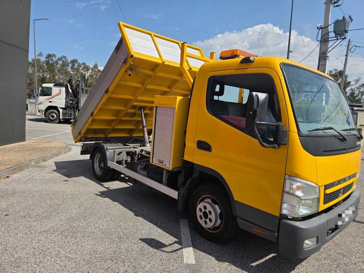 mitsubishi-canter-2011-diesel-2977cc