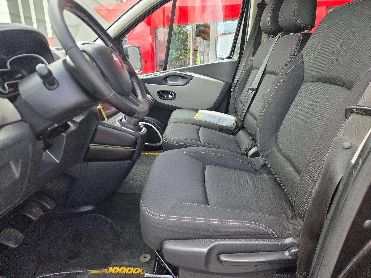 renault-trafic-2018-diesel-1598cc