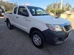 toyota-hilux-2011-diesel-2494cc