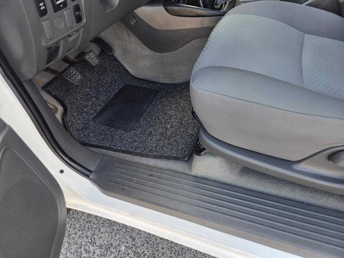 toyota-hilux-2011-diesel-2494cc