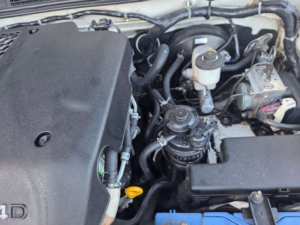 toyota-hilux-2011-diesel-2494cc