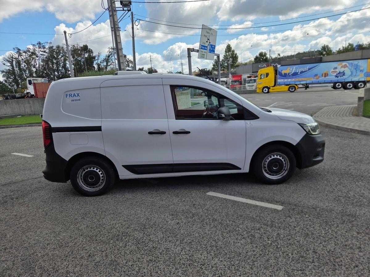 renault-kangoo-2022-diesel-1461cc