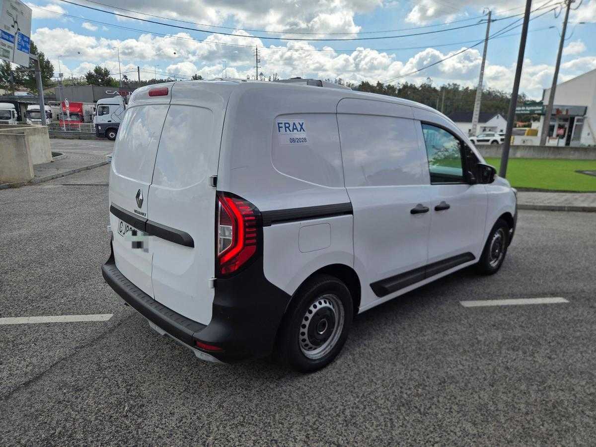 renault-kangoo-2022-diesel-1461cc