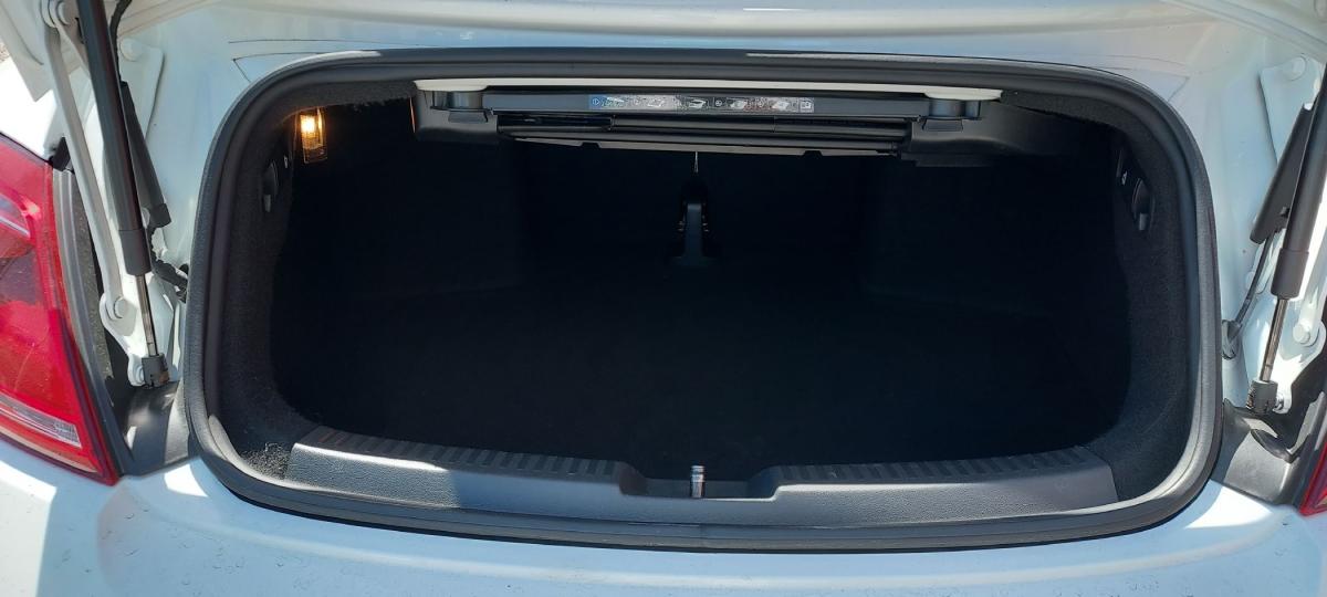 volkswagen-beetle-2014-diesel-1600cc