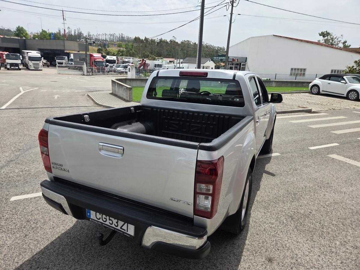 isuzu-d-max-2017-diesel-2499cc