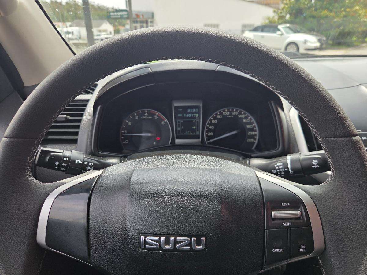 isuzu-d-max-2017-diesel-2499cc