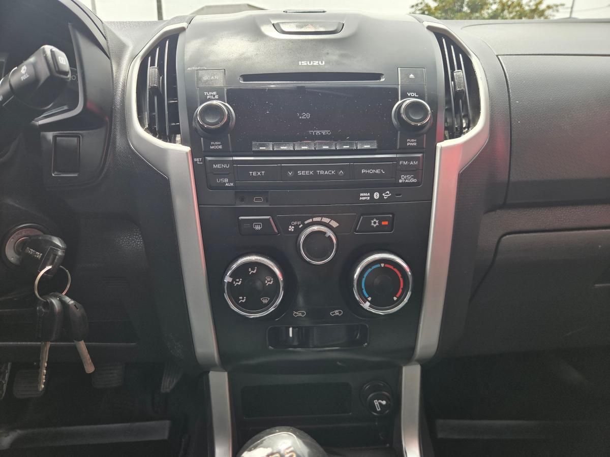 isuzu-d-max-2017-diesel-2499cc