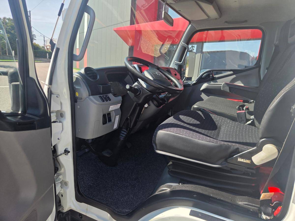 mitsubishi-canter-2016-diesel-2998cc