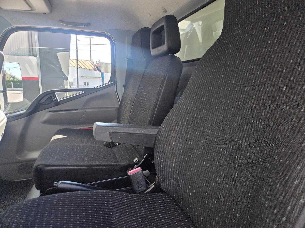 mitsubishi-canter-2016-diesel-2998cc