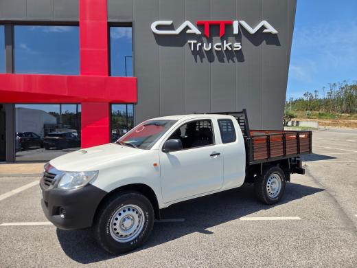 toyota-hilux-2015-diesel-2494cc