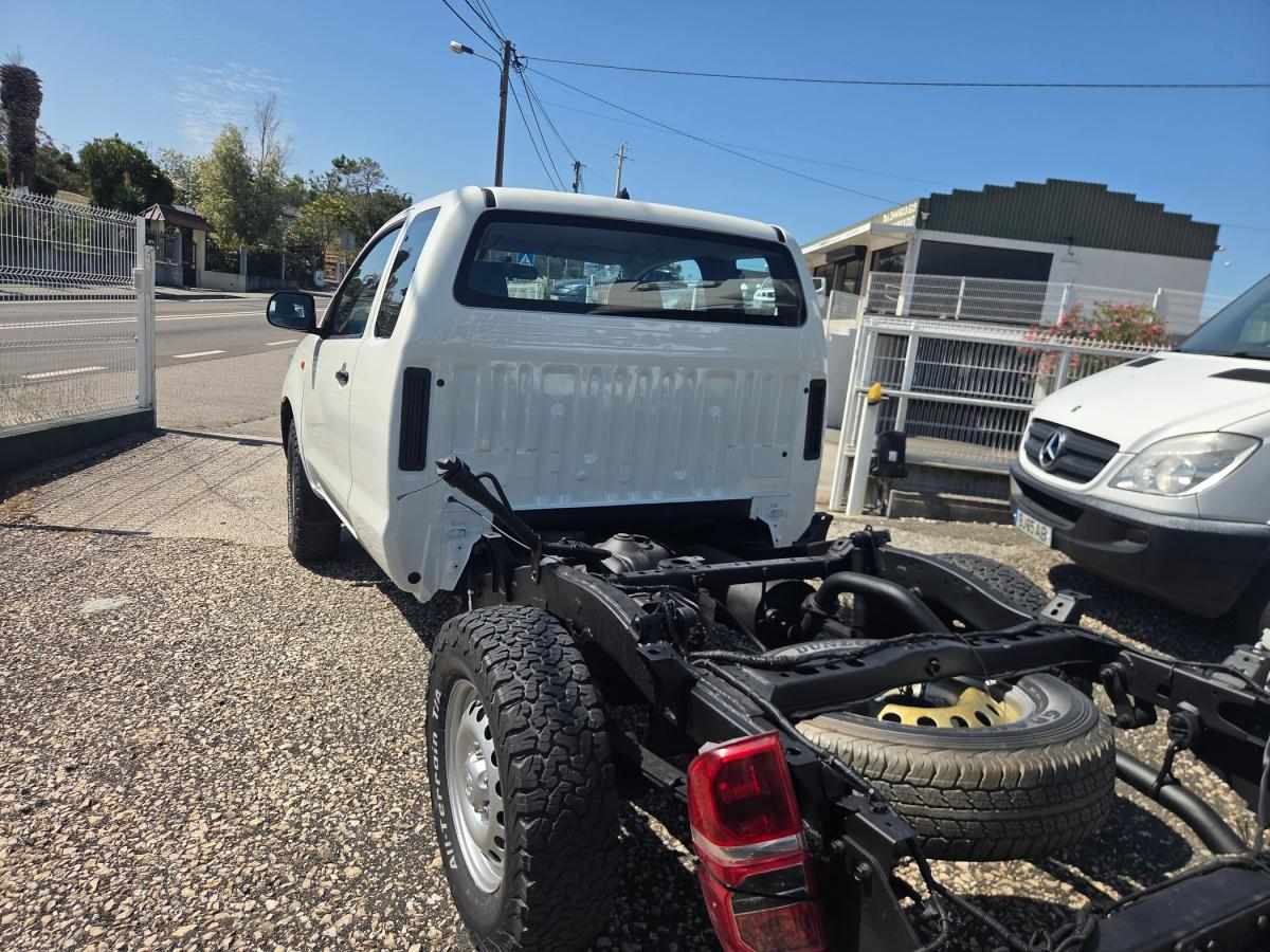 toyota-hilux-2015-diesel-2494cc