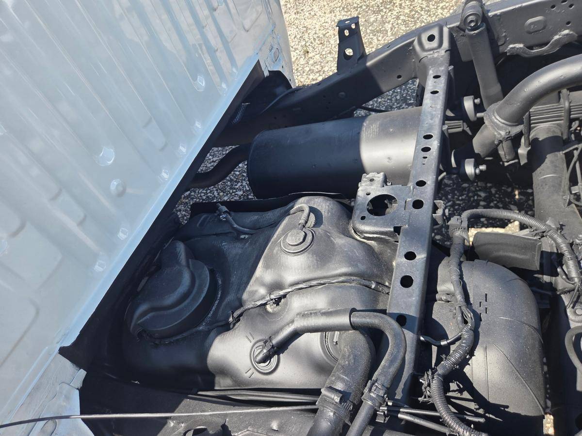toyota-hilux-2015-diesel-2494cc