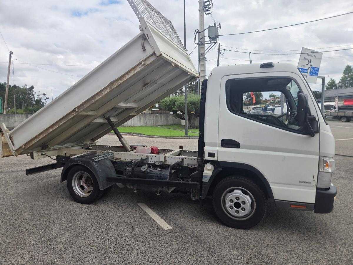 mitsubishi-canter-2017-diesel-2998cc