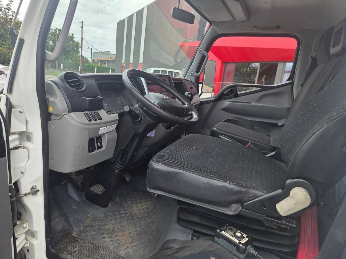mitsubishi-canter-2017-diesel-2998cc