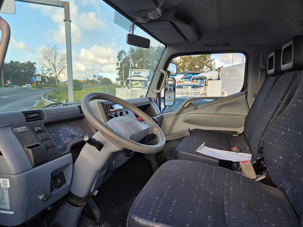 mitsubishi-canter-2009-diesel-4899cc