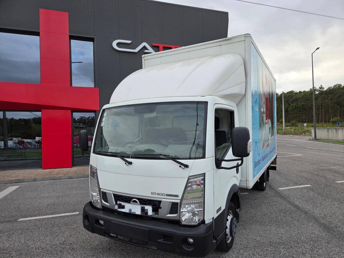 nissan-cabstar-2015-diesel-2488cc