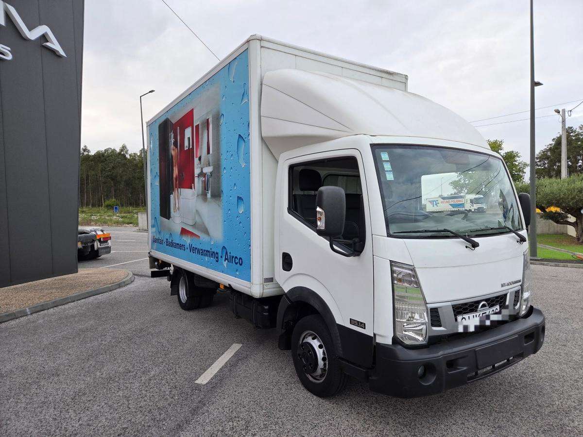 nissan-cabstar-2015-diesel-2488cc