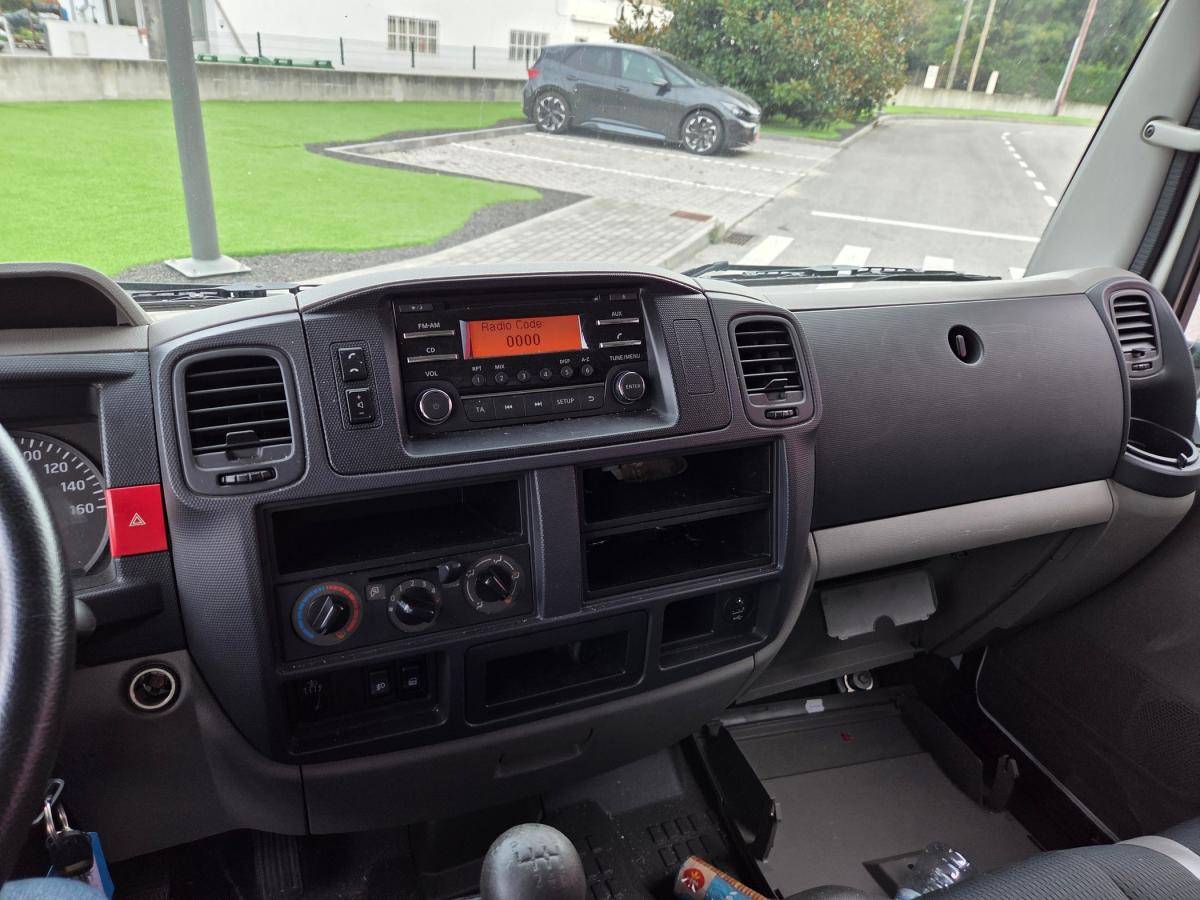 nissan-cabstar-2015-diesel-2488cc