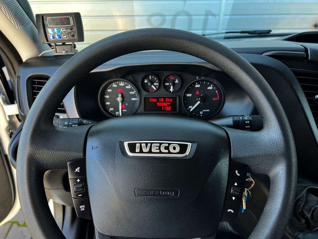 iveco-daily-2017-diesel-2300cc