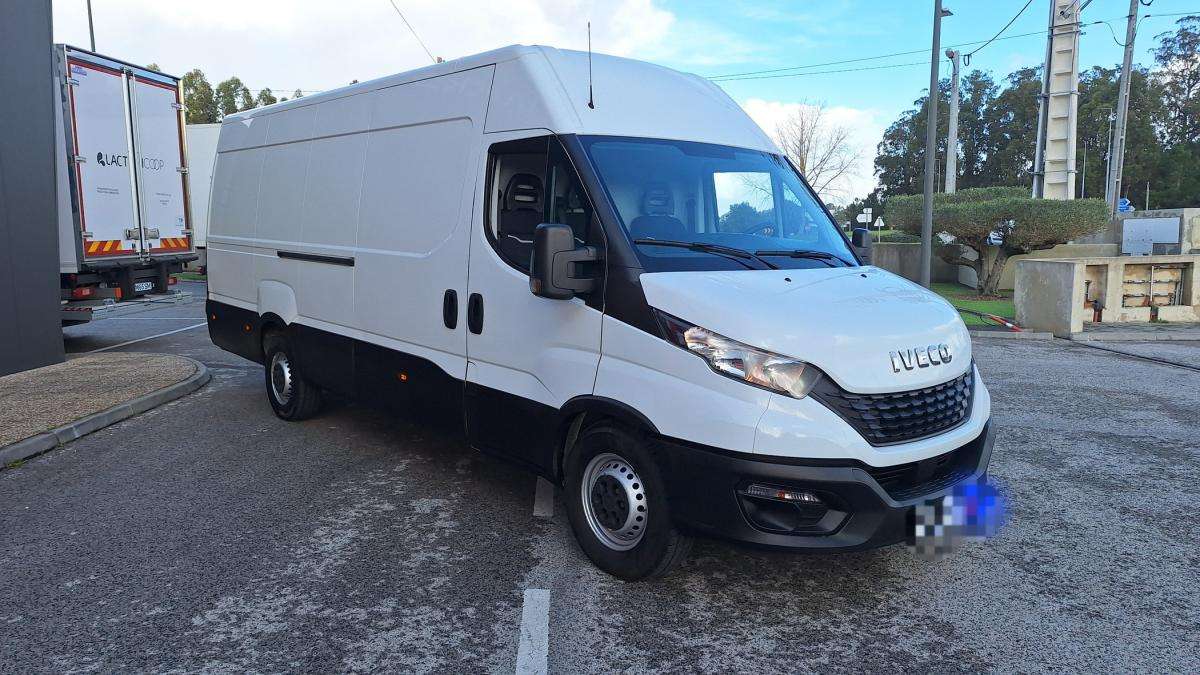 iveco-daily-2022-diesel-2287cc