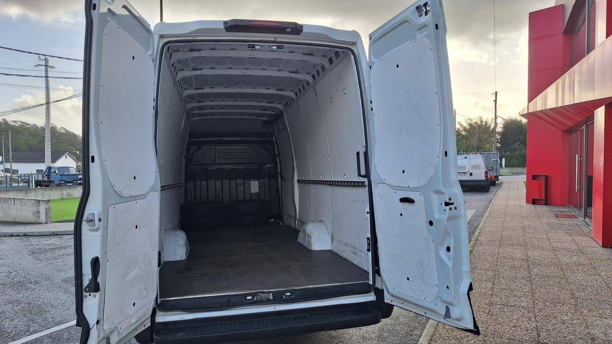 iveco-daily-2022-diesel-2287cc