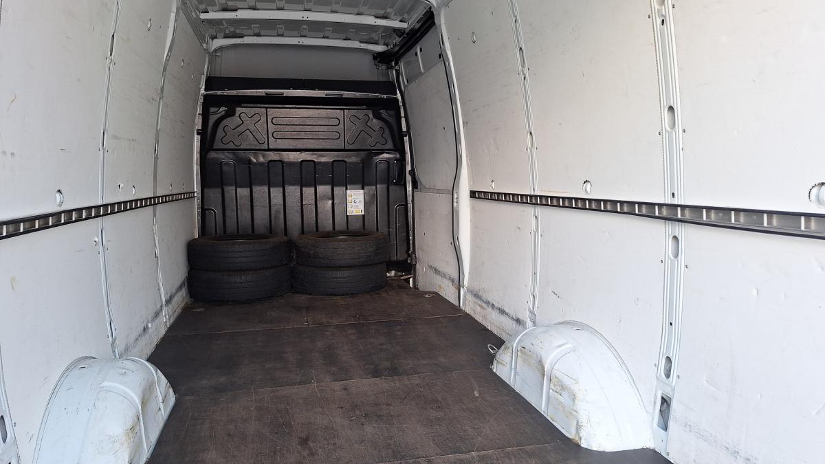 iveco-daily-2022-diesel-2287cc