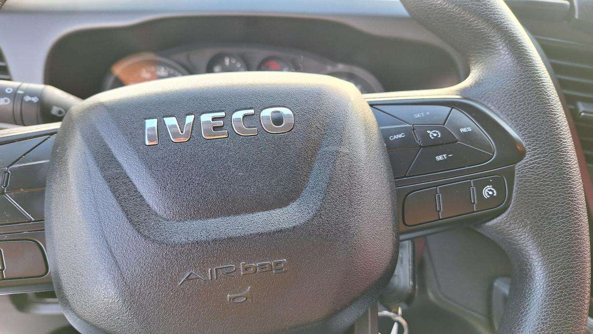 iveco-daily-2022-diesel-2287cc