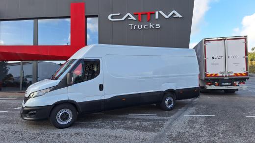 iveco-daily-2022-diesel-2287cc