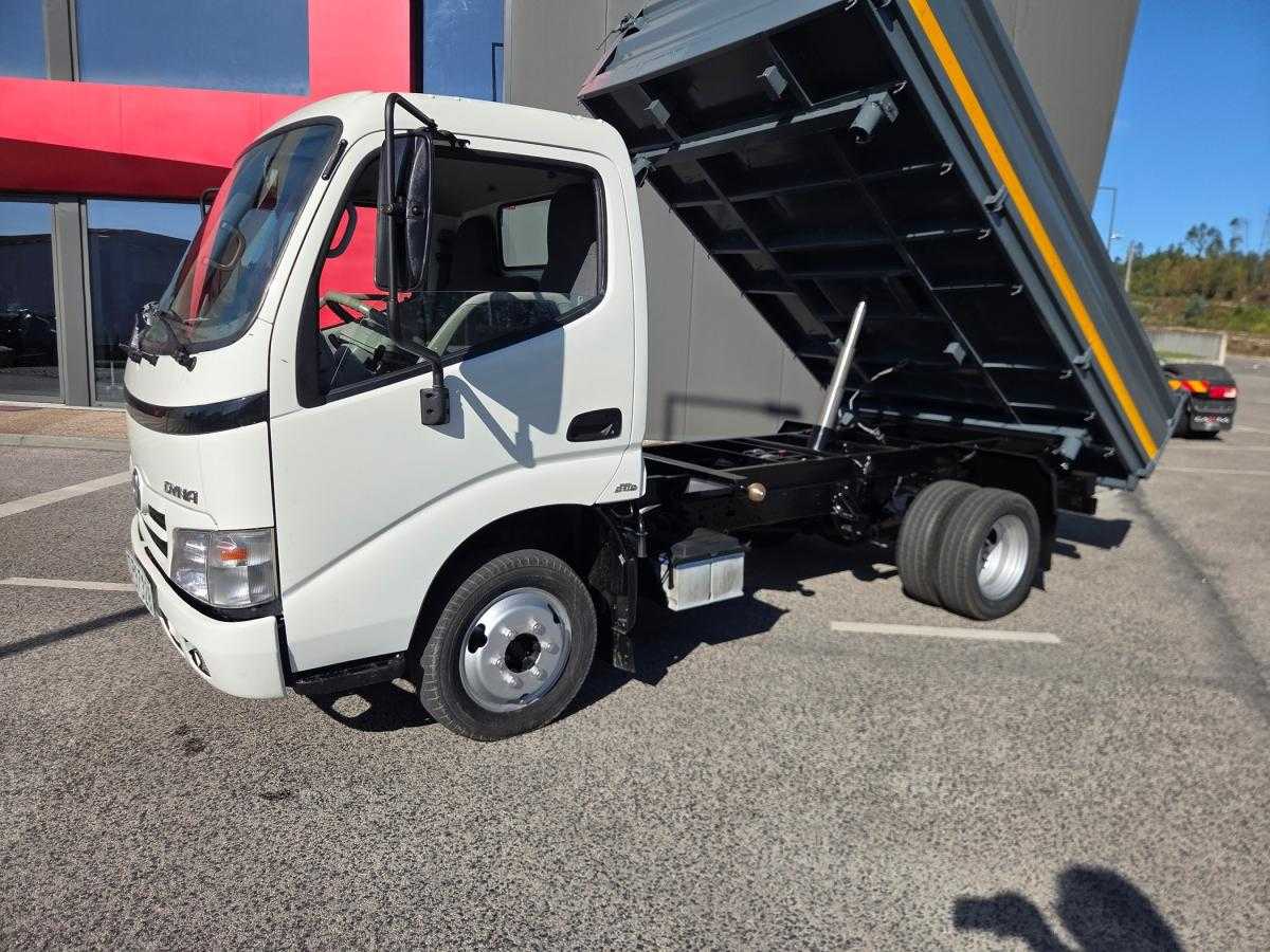 toyota-dyna-2016-diesel-2982cc
