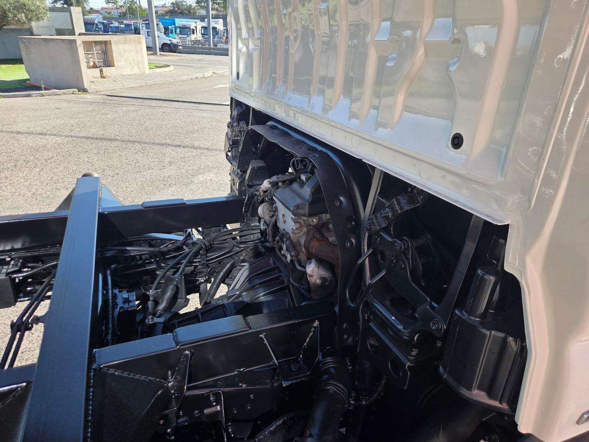toyota-dyna-2016-diesel-2982cc