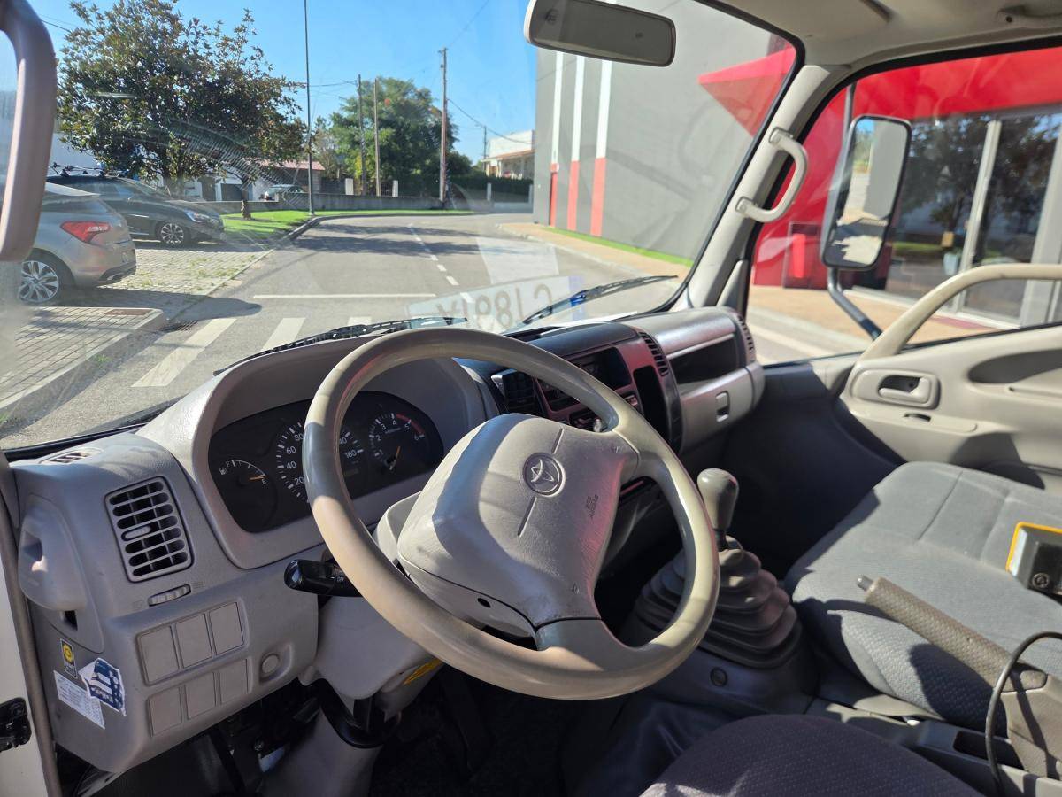 toyota-dyna-2016-diesel-2982cc