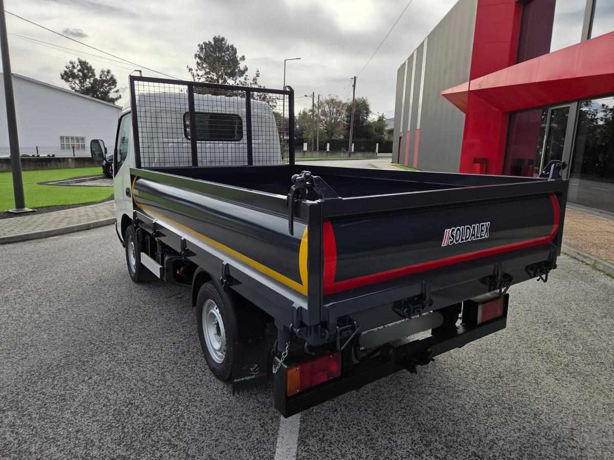 toyota-dyna-2011-diesel-2982cc