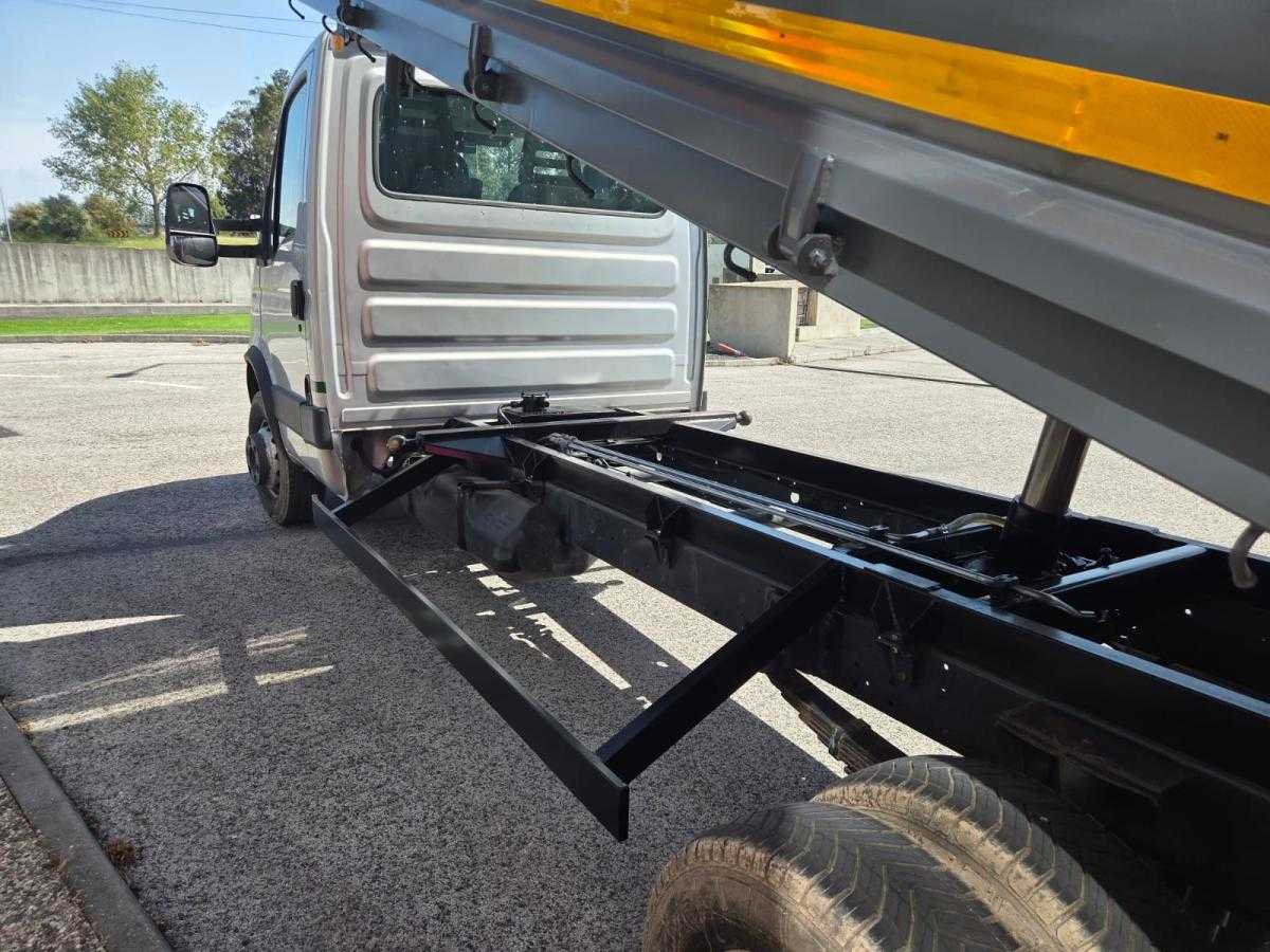 iveco-daily-2010-diesel-3000cc