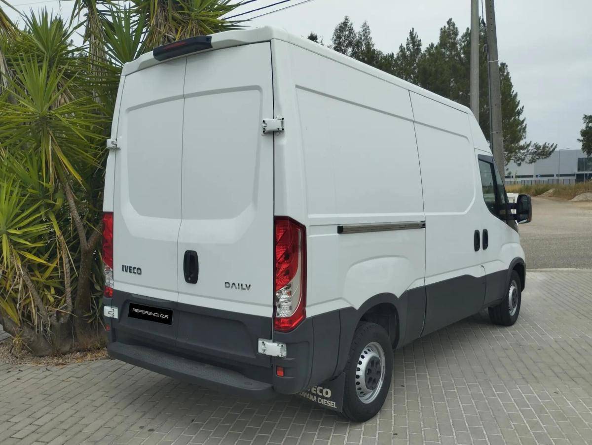 iveco-daily-2023-diesel-2287cc