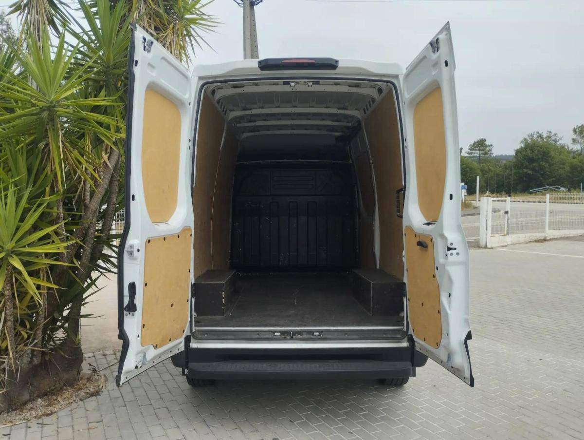 iveco-daily-2023-diesel-2287cc