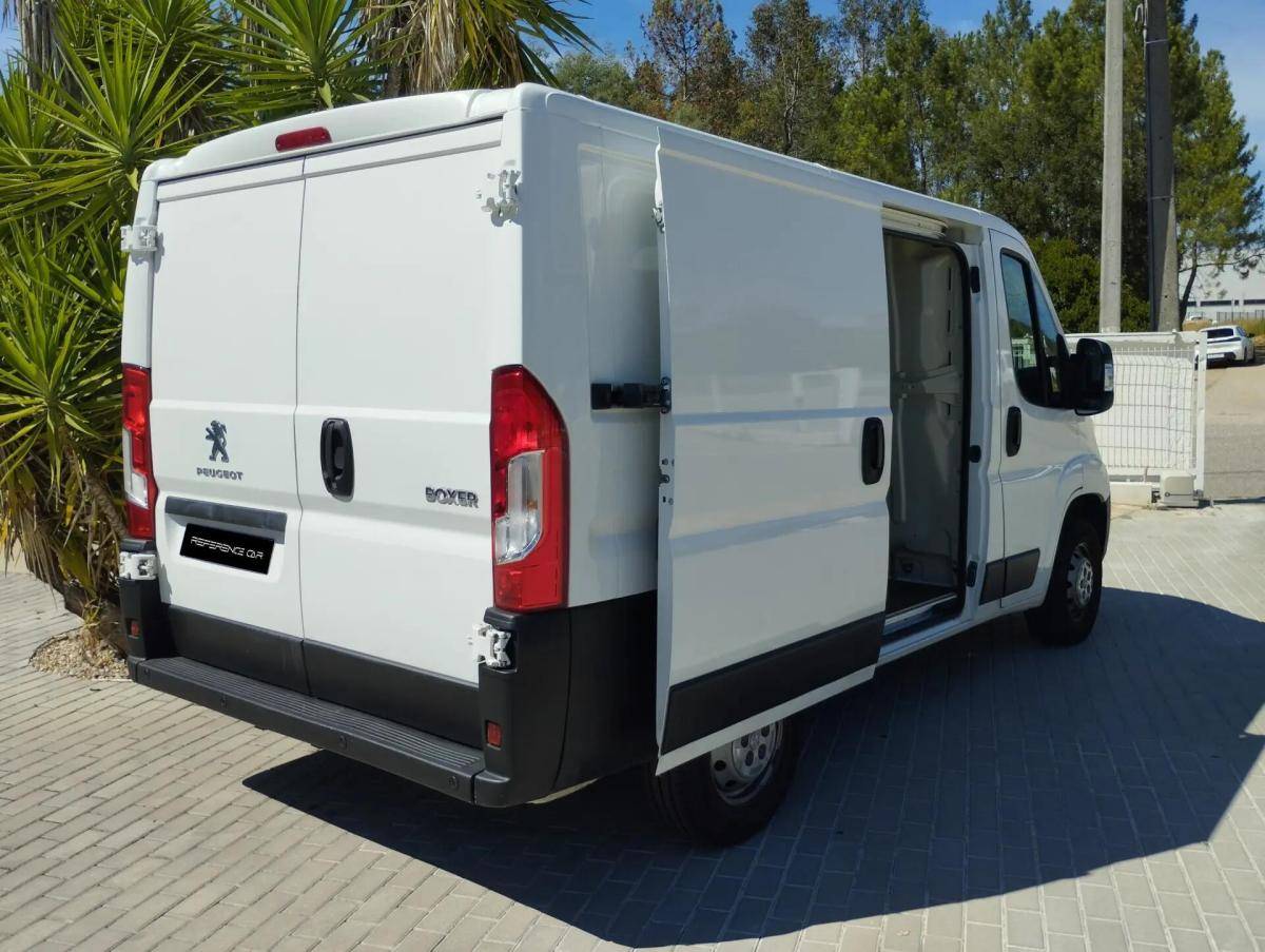 peugeot-boxer-2020-diesel-2179cc