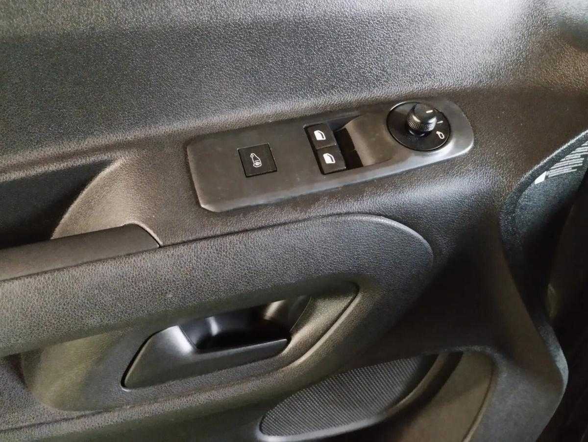 peugeot-partner-2020-diesel-1499cc