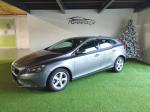 volvo-v40-2016-diesel-1969cc