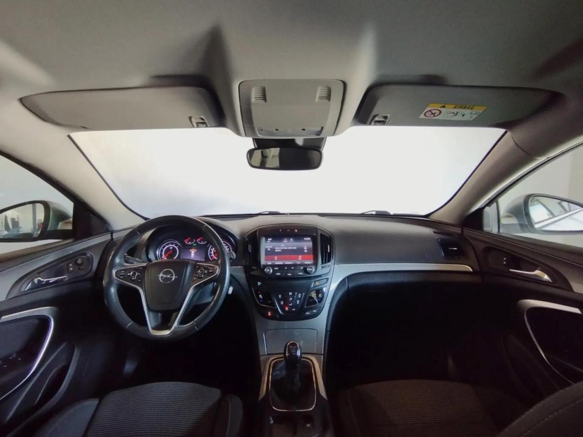 opel-insignia-sports-tourer-2015-diesel-1995cc