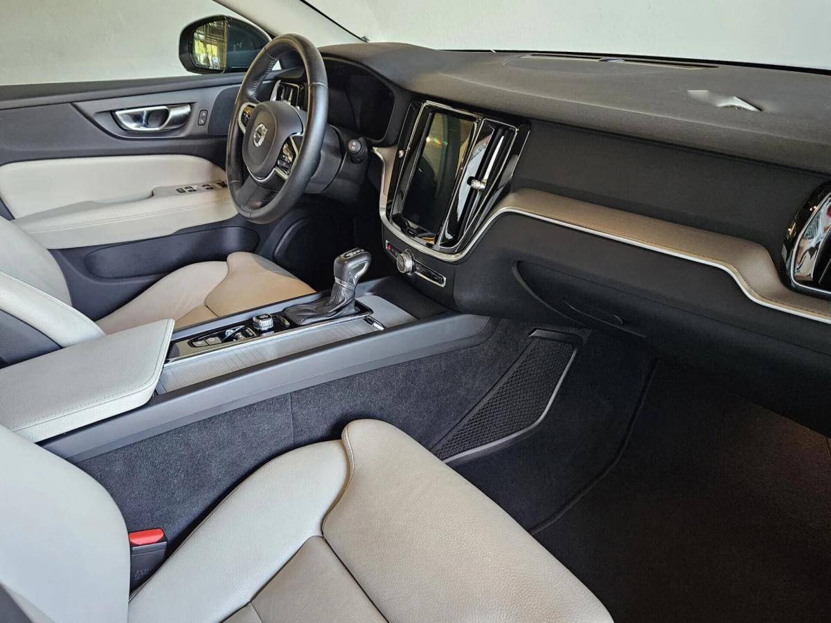 volvo-v60-2018-diesel-1969cc